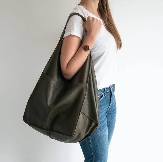 Hobo handbags with jeans 