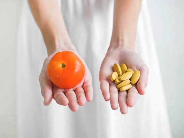 Side effects of consuming too much multivitamins can halt with fruits 