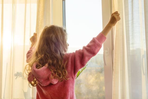 Opening windows is the natural ways to purify air at home 